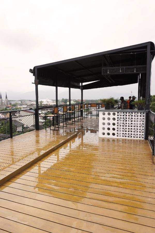 Poonpun Poshtel Hostel Чантабури Екстериор снимка
